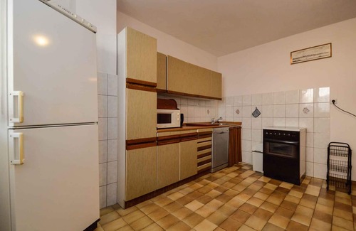 Pjescana Uvala Apartment | Holiday apartment with terrace and Internet