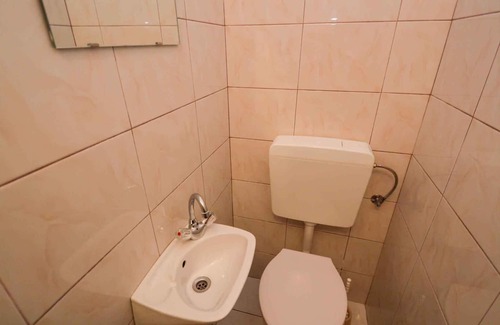 Pjescana Uvala Apartment | Holiday apartment with terrace and Internet