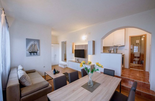 Brist House | Holiday home for 10 guests with 120m² in Brist - Podaca (118575)