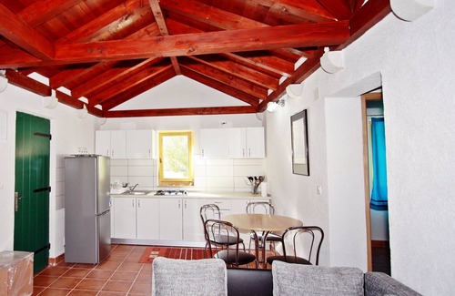 Dol House | Holiday Home Harmony - Holiday Home with Terrace