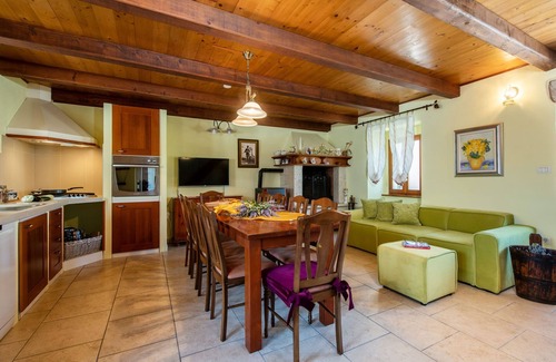 Hreljici House | Holiday Home in Barban with Private Pool