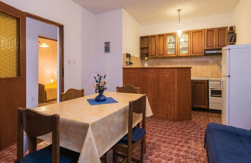 Orebic House | Holiday Home Jadranka - Three Bedroom Holiday Home with Terrace and Sea View