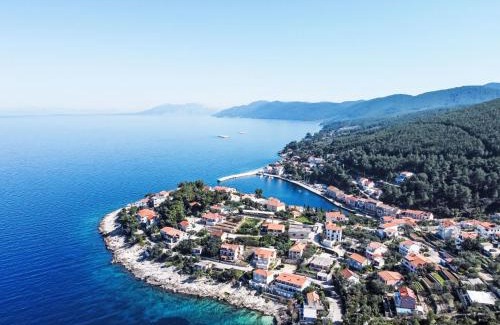 Prigradica House | Holiday Home Nada by Interhome