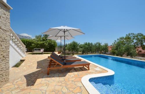 Kastel Sucurac House | Holiday Home Nevera