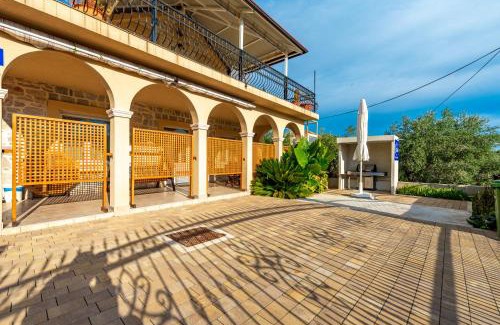 Ugljan House | Holiday home Vila Rosales
