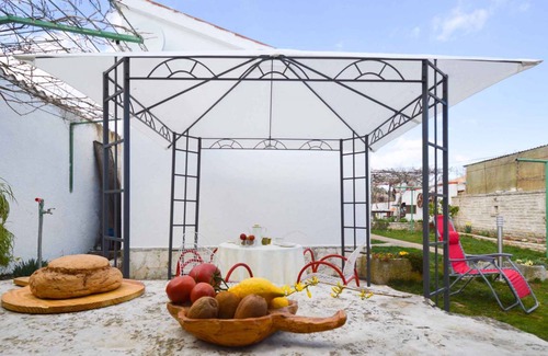 Manjadvorci House | Holiday home with air conditioning