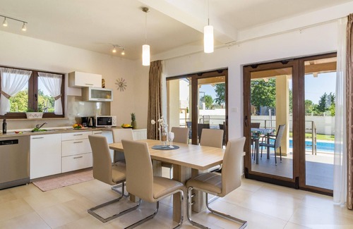 Svetvincenat House | Holiday house Juršići for 1 - 6 persons with 3 bedrooms - Holiday home