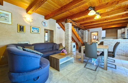 Kavran House | Holiday house Krnica for 1 - 6 persons with 2 bedrooms - Holiday home