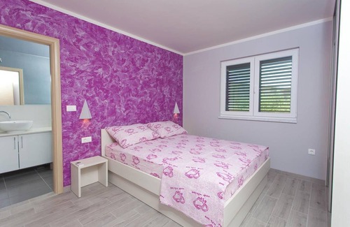 Vrpolje House | Holiday house Makarska for 2 - 4 persons with 2 bedrooms - Twin house
