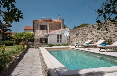 Mali Losinj House | Holiday house Osor for 1 - 9 persons with 3 bedrooms - Holiday home
