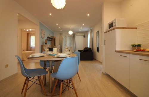 Vrvari House | Holiday house Poreč for 1 - 4 persons with 2 bedrooms - Holiday home