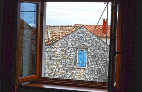 Tar-Vabriga House | Holiday house Tar for 1 - 6 persons with 3 bedrooms - Twin house