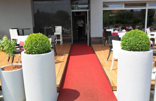 Velika Gorica Hotel | Hotel ∙ 8 guests