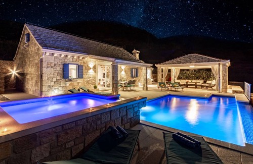 Bol House | House ∙ 3 bedrooms ∙ 6 guests