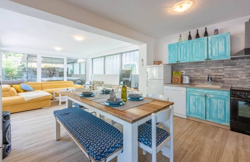 Klenovica House | House ∙ 3 bedrooms ∙ 6 guests