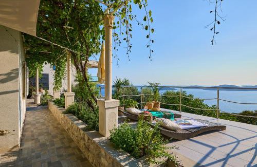 Brsecine House | House Lilla
