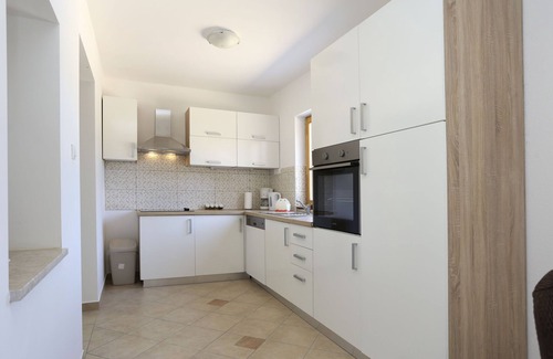 Sestanovac House | House Marijan (43541-K1) - Šestanovac