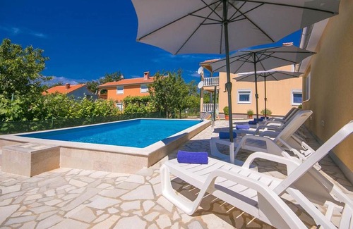 Nova Vas House | House Nevenka