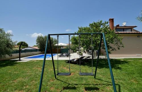 Galizana House | House Vedran 1125