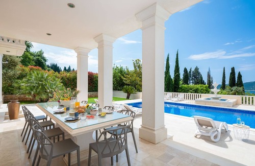 Trsteno Villa | Idyllic Mediterranean Escape | Villa Dubrovnik Magnificence | 6 Luxurious Suites | Renaissance Elegance