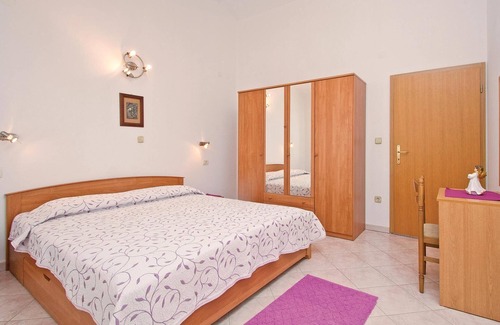 Galizana Apartment | In a quiet part of Galizana, between detached houses, are located these apartments.