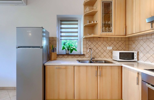 Vosteni Apartment | Lovely apartment for 6 people with private pool, WIFI, A/C, TV and terrace