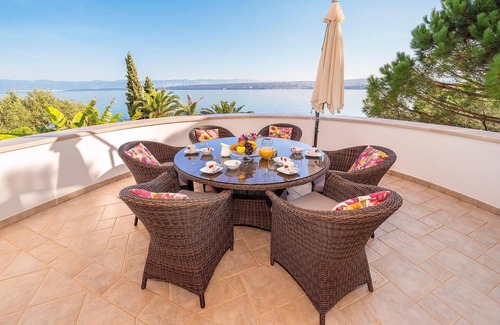 Vantacici Apartment | Lovely apartment in Porat - Malinska