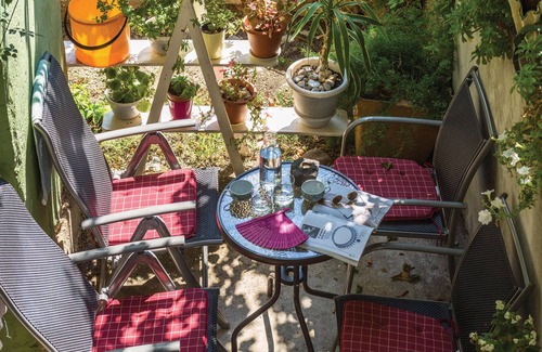 Makarska Apartment | Lovely apartment in Makarska with WiFi