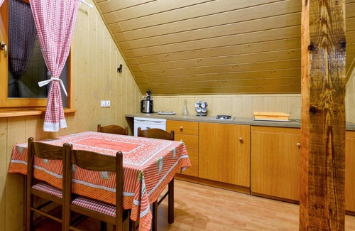 Ogulin House | Lovely home in Dreznica with sauna