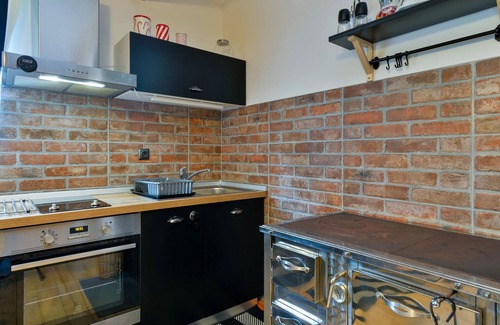 Ogulin House | Lovely home in Dreznica with sauna