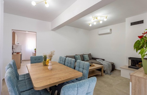 Jursici House | Lovely home in Skicini with WiFi