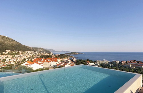 Gorica Villa | Luxurious 6-bedroom Dubrovnik villa with rooftop saltwater pool