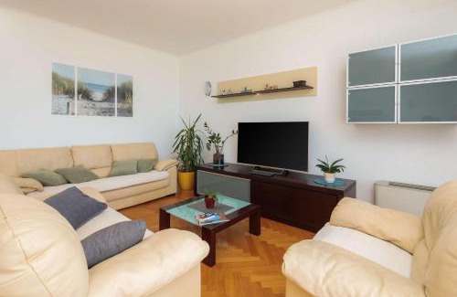 Znjan Apartment | Luxury Seaside Apartment Amphora