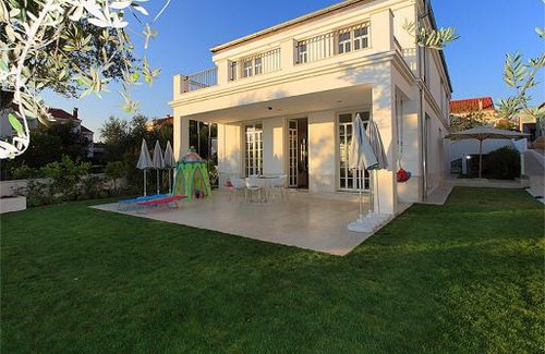 Diklo Villa | Luxus Villa Smague - 5 Meter zum Meer - Sauna