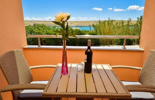 Dinjiska Apartment | Melandura by Interhome