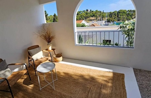 Maslinica Apartment | MELBA Split - Island Šolta - All year sea view Boutique STUDIO 1.1 Sunken Lounge