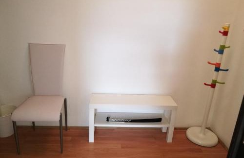 Velika Gorica Apartment | Mia Airport studio apartment - 0-24h Self check in&out - Parking on site