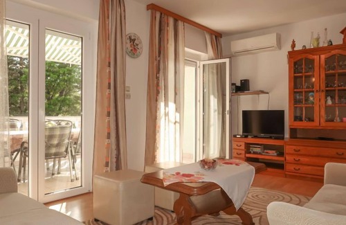 Jadranovo Apartment | Mila (JAD130) by Interhome