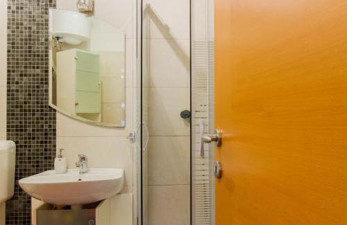 Medulin Apartment | New apartment Lory with a pool and sea view