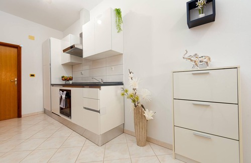 Podgradina Apartment | Nice apartment in Podgradina with WiFi