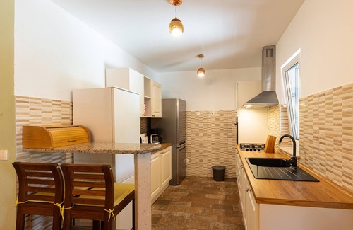 Prapatnica House | Nice home in Prapatnica- Seget