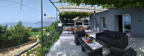 Postup Villa | Noa
