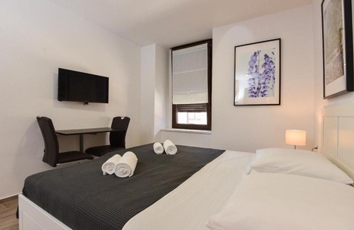 Pula Apartment | Old Town Rooms 1