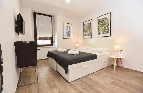 Pula Apartment | Old Town Rooms 1