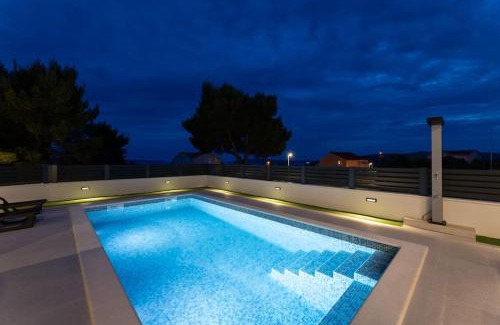 Seget Vranjica Apartment | Olive by Villa Bright Bliss