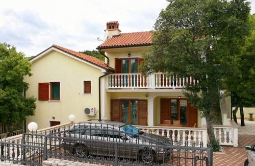 Povile Apartment | One bedroom apartment with terrace Povile, Novi Vinodolski (A-2398-c)