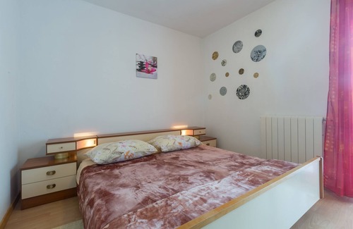 Vosteni Apartment | One bedroom apartment with terrace Sveti Lovreč, Central Istria - Središnja Istra (A-14847-a)