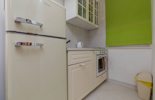 Drasnice Apartment | One bedroom apartment near beach Drašnice, Makarska (A-2670-c)