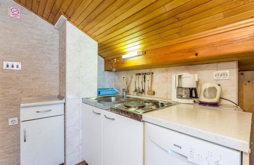 Vantacici Apartment | One bedroom apartment with terrace and sea view Vantačići, Krk (A-5313-a)