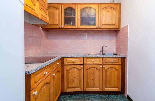 Mihotici Apartment | One bedroom apartment with terrace Opatija - Pobri, Opatija (A-16390-a)
